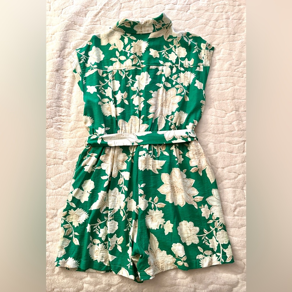 Mango Green Floral-print jumpsuit with tie and side pockets size L 🔥 - Picture 3 of 9